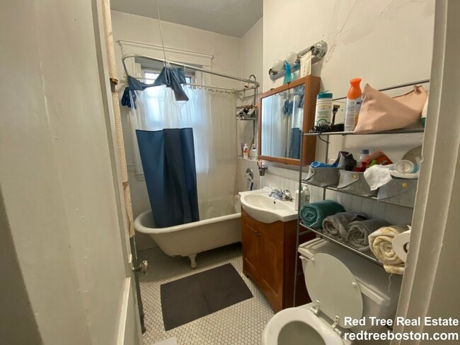 Photo - 317 Allston St Unidad 15