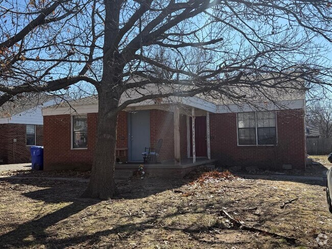 Building Photo - 1 Bed 1 Bath Duplex For Lease Available 2/... Rental