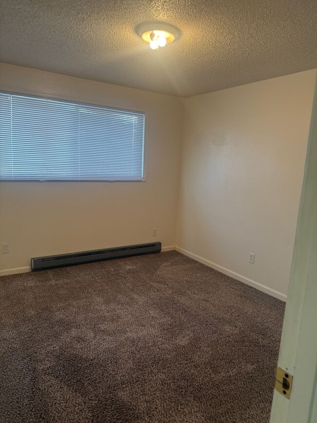 Photo - 700 1th SW 1-3 Unidad #2-A 423-AA