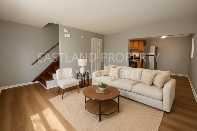 Building Photo - 1719 W Bancroft St Rental