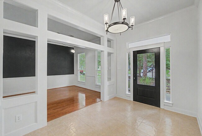 Photo - 158 Lattice Gate St
