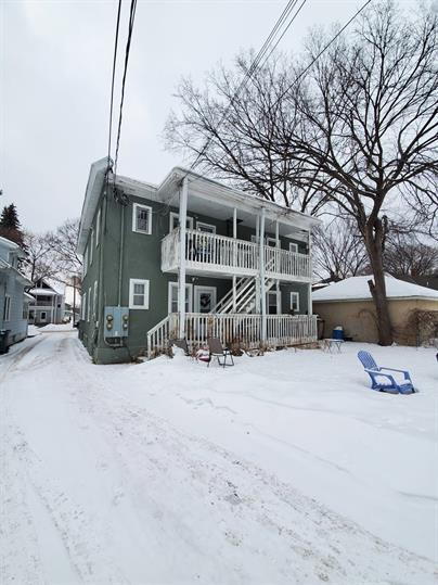 222 N Logan Ave