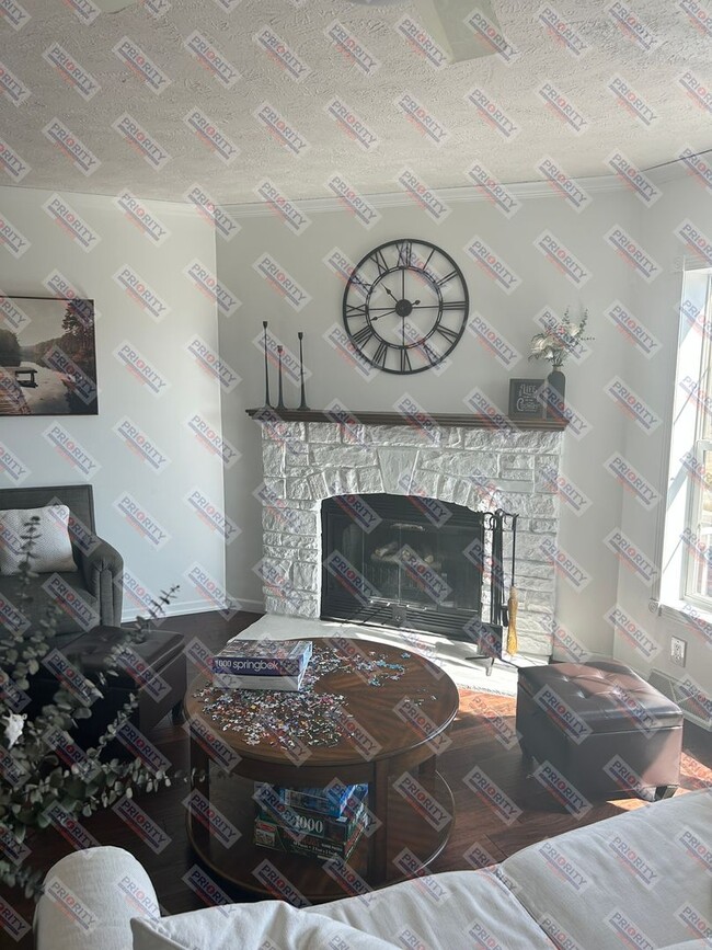 Photo - Stunning horse property on 40 acres!