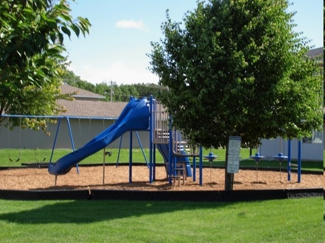 Photo - Freedom Village Apts