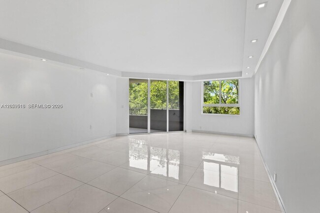 Photo - 181 Crandon Blvd Unit 207