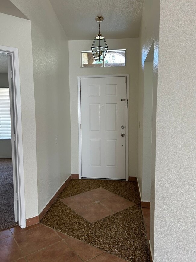 Photo - Beautiful 3 bedroom Home