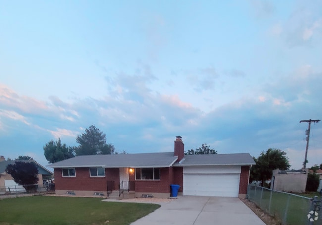 Building Photo - 3954 W 8350 S Rental