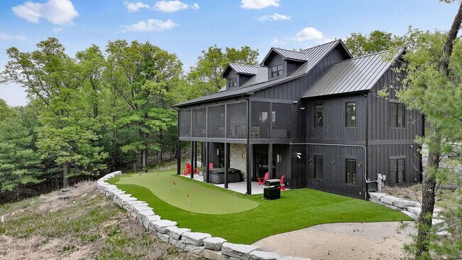 Photo - 1678 Archer Ave Unit ID1244954P