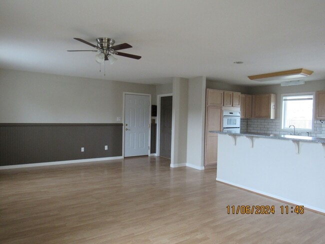 Photo - SINGLE FAMILY HOME