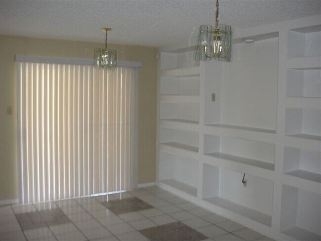 Photo - AVAILABLE MID JANUARY!