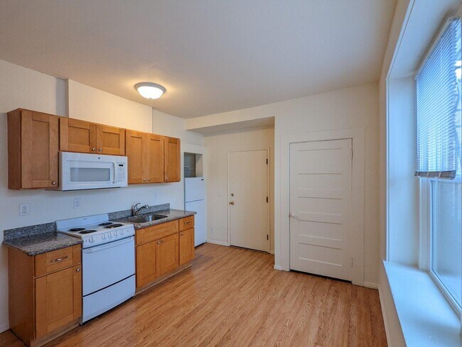 Photo - 2109 Kala Bagai Way Apartments Unit #308