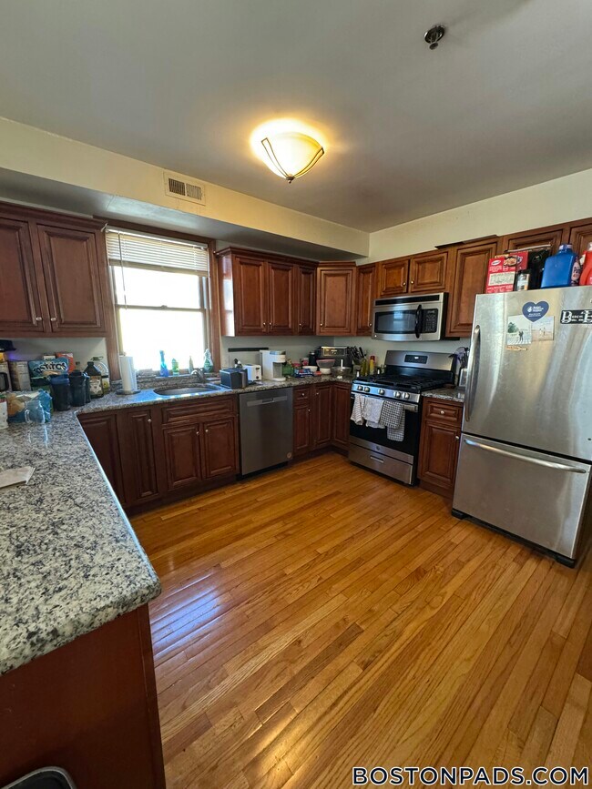 Photo - 102 Allston St Unidad 2