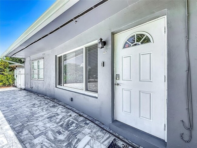 Photo - 2940 NE 10th Terrace