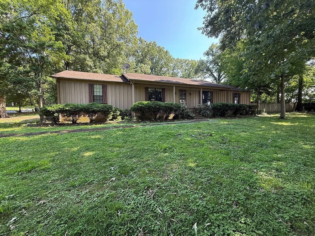 Photo - 102 Hickory Hill Dr Unit A