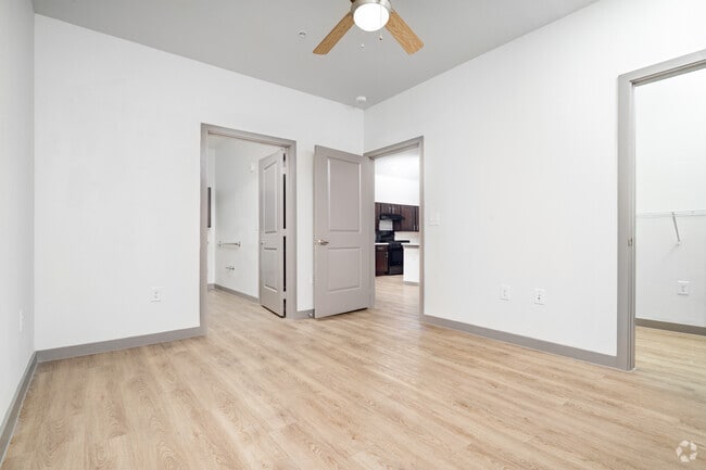 1BR, 1BA - 762SF Bedroom