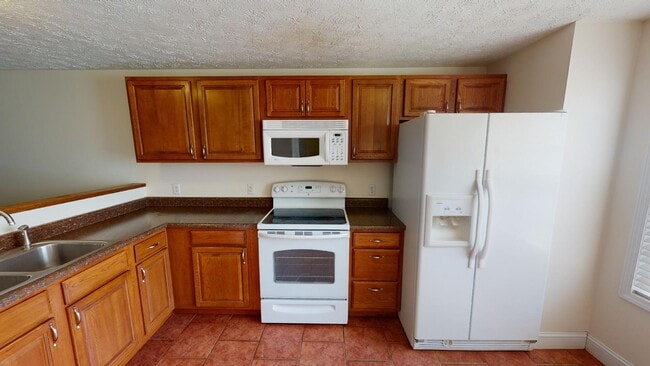 Photo - 7112 Country Club Dr