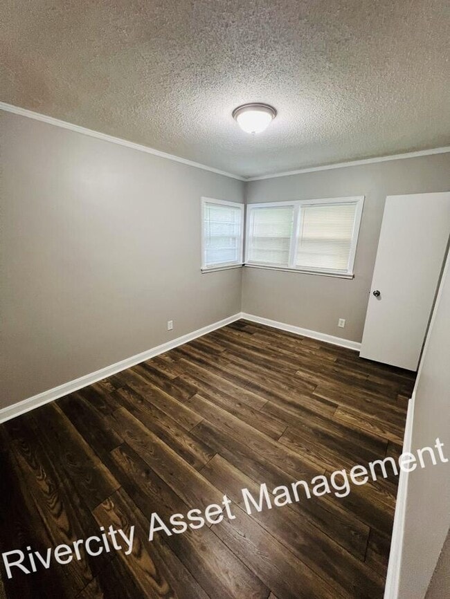Photo - NEWLY RENOVATED HOME!!!!!! SECTION 8 FRIEN...