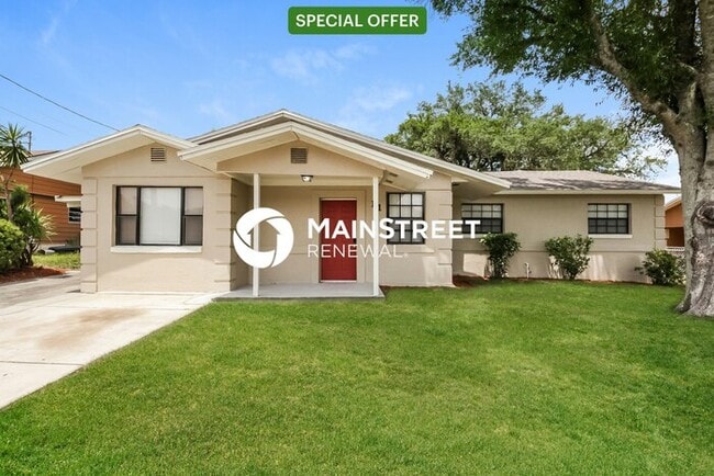 Building Photo - 3 Bedroom Pet-Friendly Home in HAINES CITY...