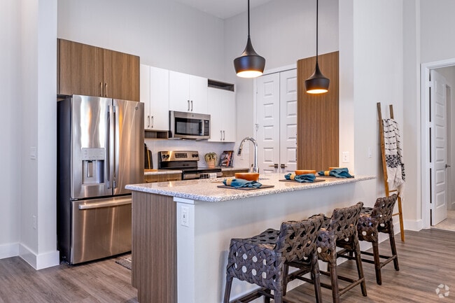 2BR, 2BA - 1015SF (Tyler) - Kitchen - Arlington Commons II-The Truman