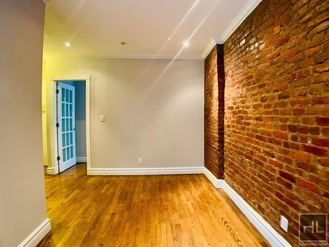 Photo - E 13TH ST. Unit 3E