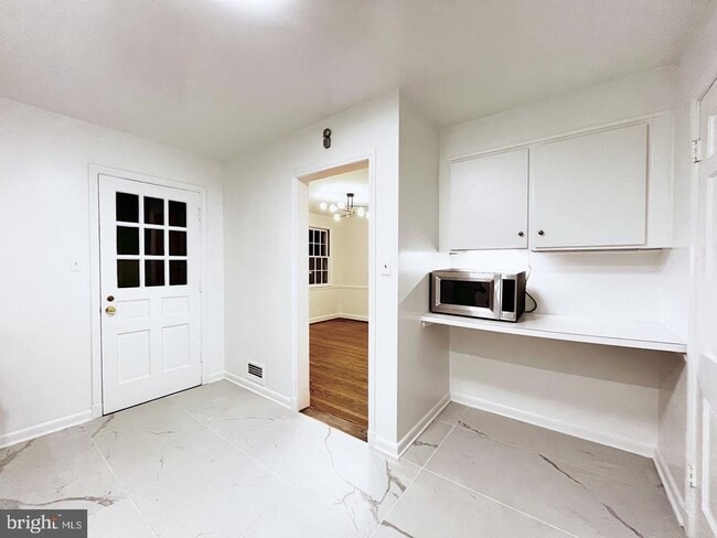 Photo - 5507 Chesterbrook Rd