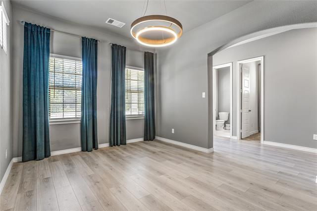 Photo - 5100 Slate St