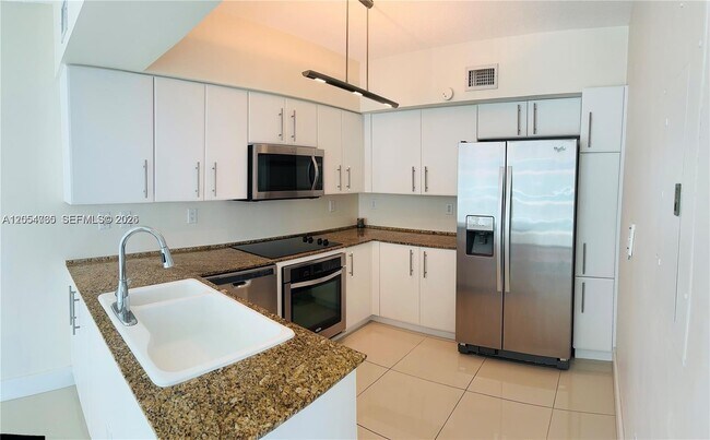 Photo - 3370 NE 190th St Unit 706