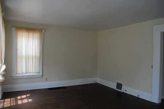 Photo - Spacious and Bright 3 Bedroom Townhouse