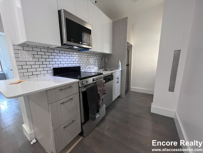 Photo - 11 Peterborough St Unit 25