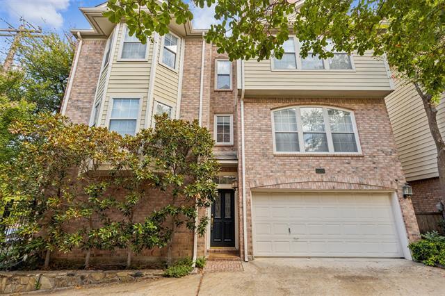 Photo - 2704 Welborn St