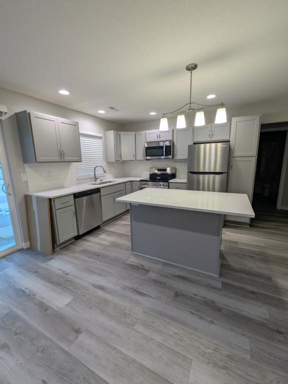 14 Reserve Ct