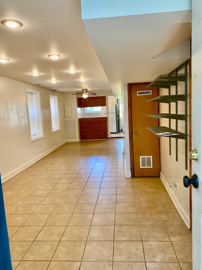 Photo - 1228 W 33rd St Unit 1