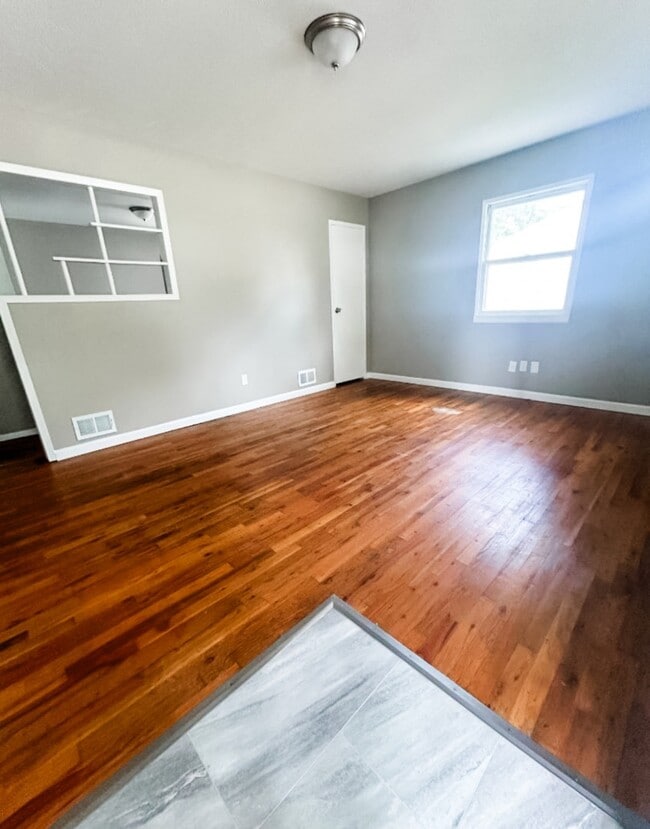 Building Photo - 1230 N 19th St Rental