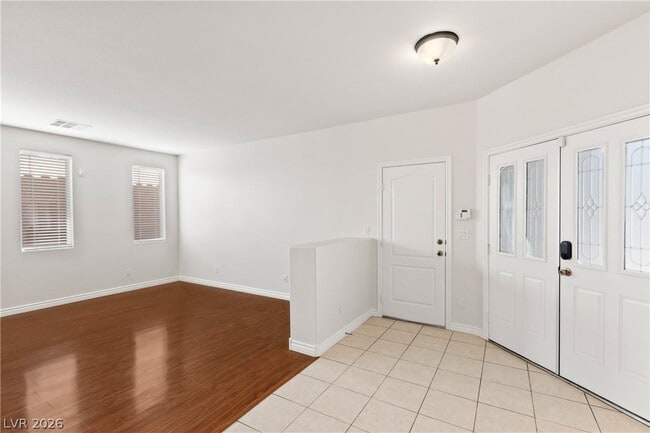 Photo - 2831 Dunnottar Ave