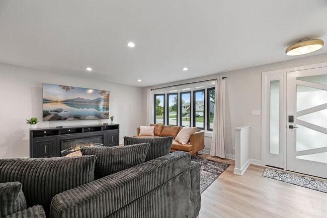 Photo - 908 Long Meadow Dr Unidad ID1032508P