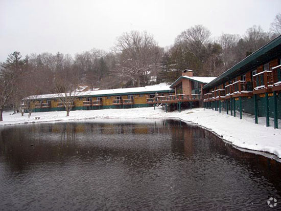 Blowing Rock Lodge in Winter - 197 Old US Highway 321 Rental