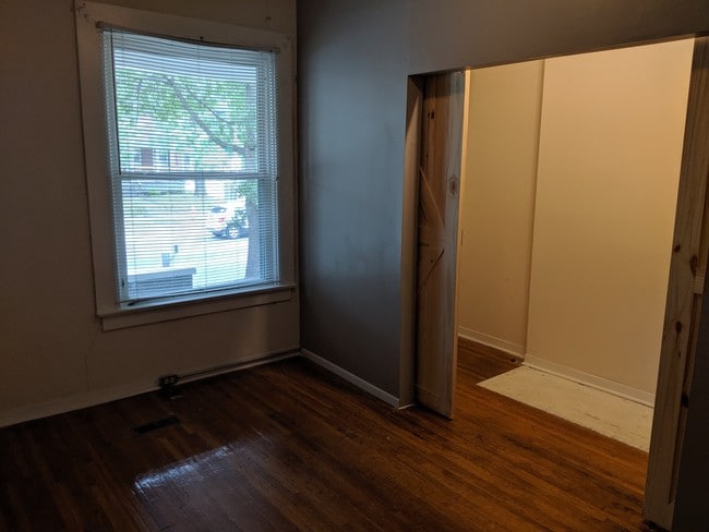 Photo - 1850 N 4th St