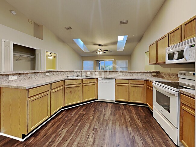 Photo - 2961 Golden Pond Blvd