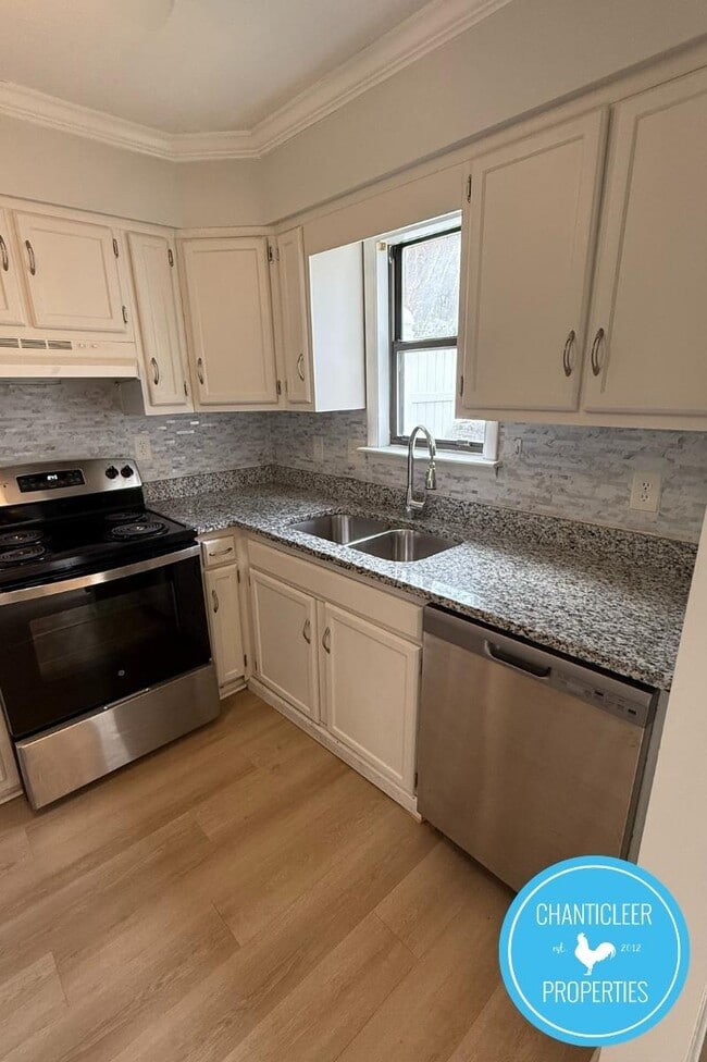 Photo - 7314 Sandy Creek Dr