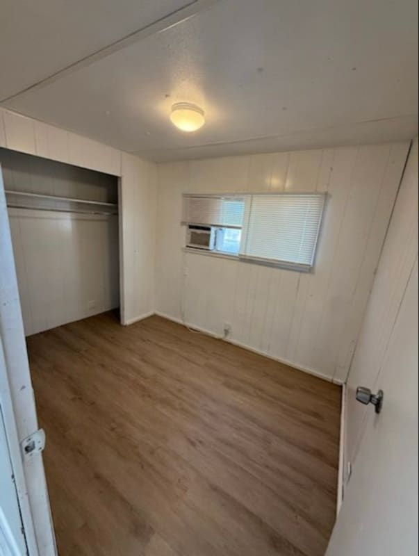 Photo - 215 Weeks Rd