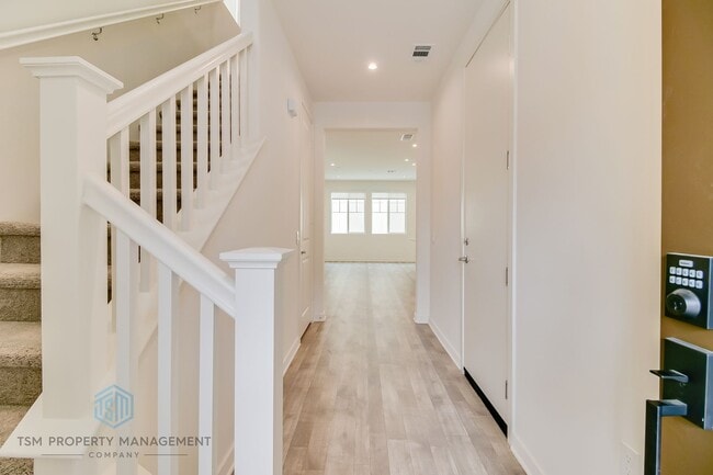 Photo - 16076 Jaegar Ln