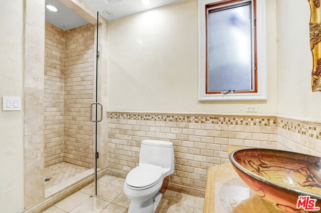 Photo - 219 S Willaman Dr