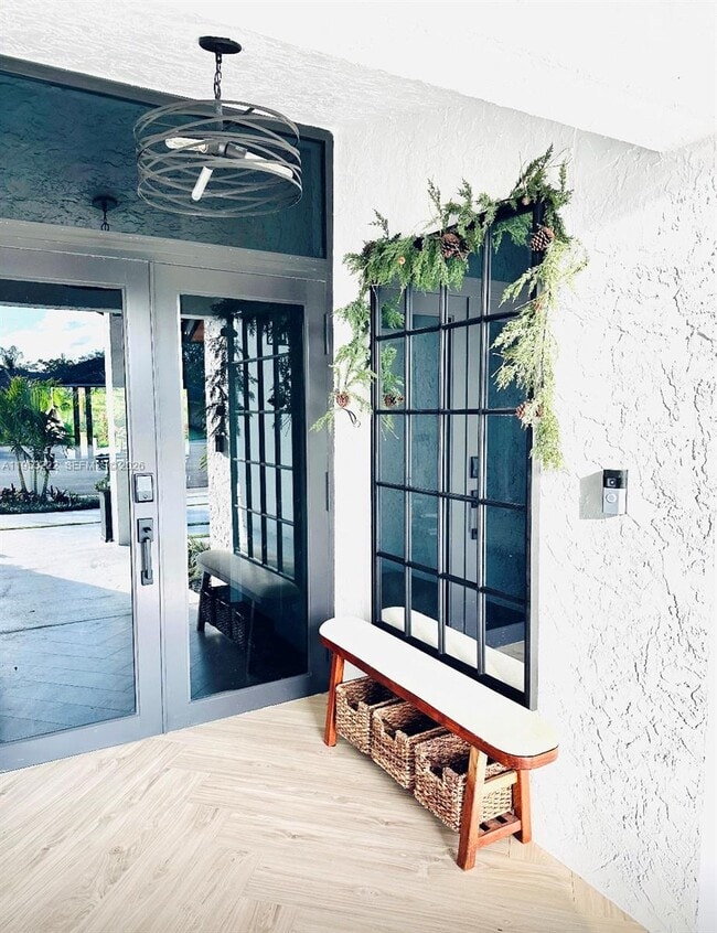 Photo - 2475 NW 25th St