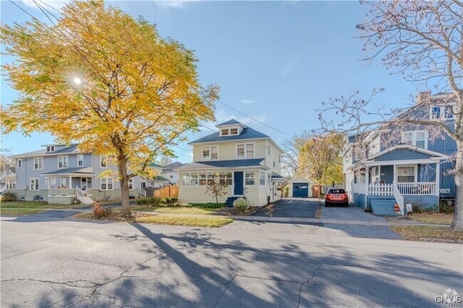 Building Photo - 1014 Myrtle Ave Rental