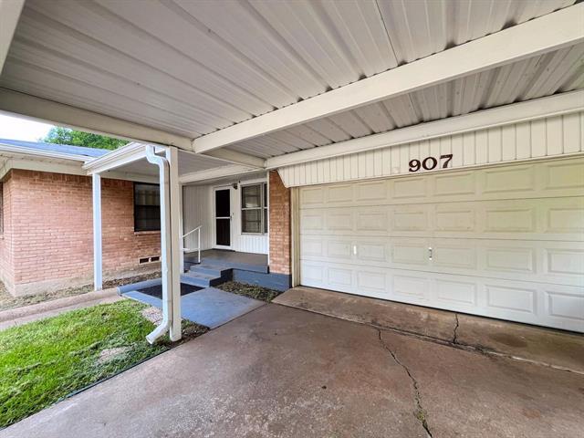 Photo - 907 Royal St