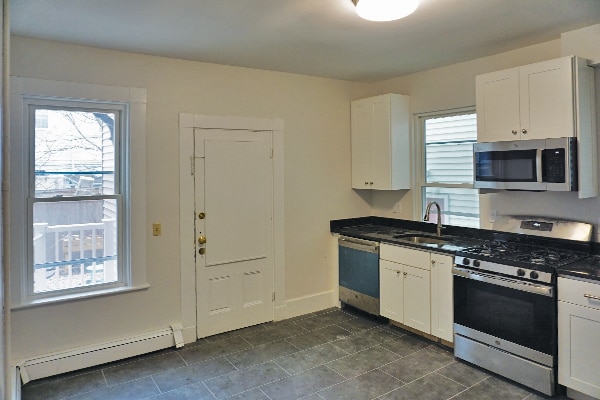 6 Clary St Unit 1