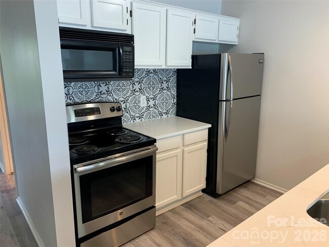 Photo - 912 Southwest Dr