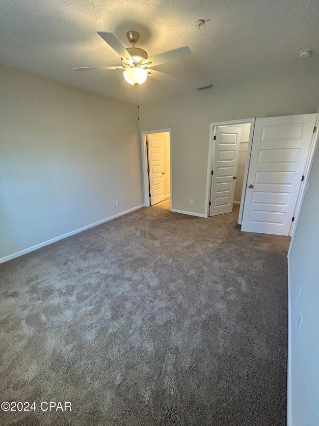Photo - 2597 Cypress St