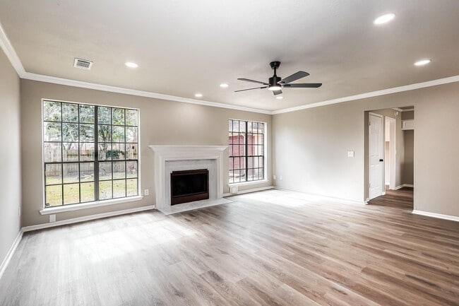 Photo - 18703 Evergreen Falls Dr