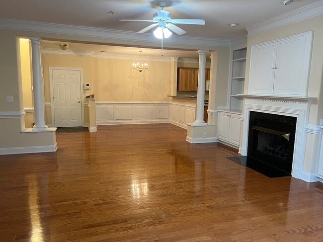 524 College Rd Unit 104